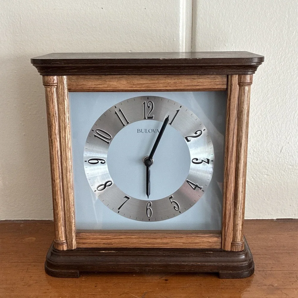 BULOVA MANTEL CLOCK -THE WOODBURY- WITH HARMONIC CHIMES B1657 - Working!!!